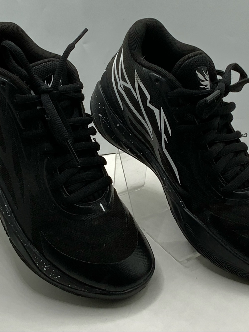 PUMA MB.02 Oreo LaMelo Ball Men’s 6.5 Basketball Shoes Black White